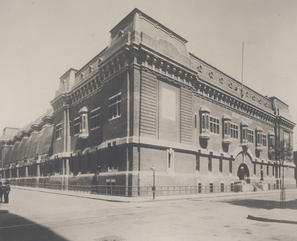 Photo of New York City Lexington Avenue 69th Infantry Armory