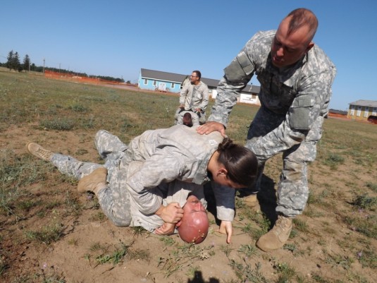 Combatives Training for Deploying Signal Soldiers
