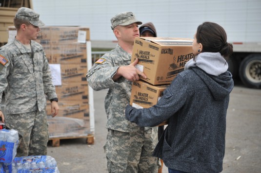 Guard Soldiers Distribute Aid