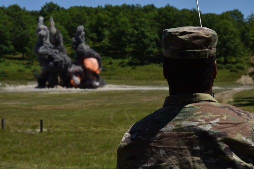 EOD Soldiers conduct annual trainig