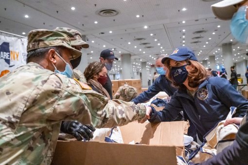 NY National Guard Helps Give Back for Thanksgiving