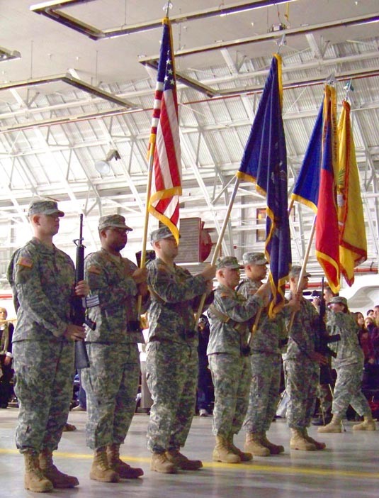 Governor Bids Farewell to Deploying Soldiers