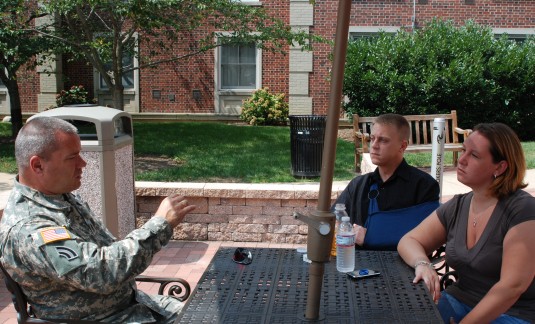 Guard Sargeant Major Visits Wounded Warriors