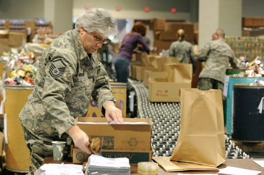 Holiday Helping Hand from Air National Guard
