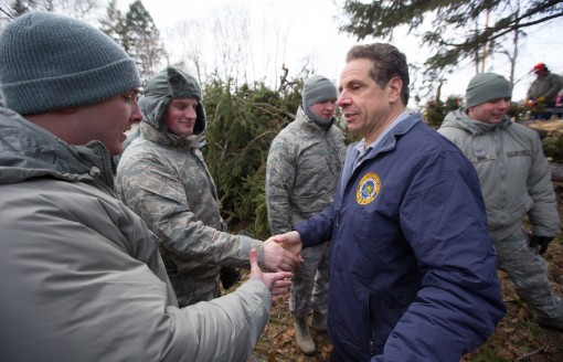 Governor Greets Guard Airmen