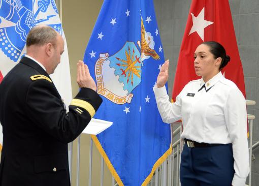 New Chaplain Candidate Takes Oath as an Officer 