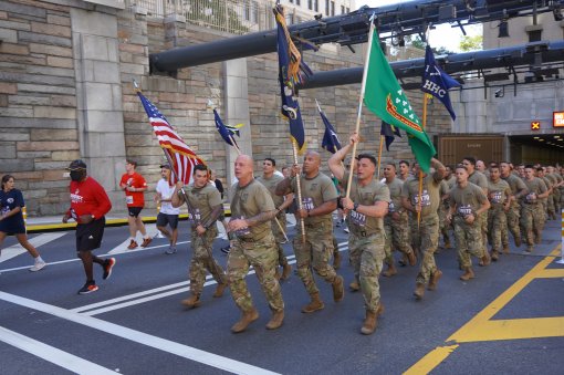 69th Infantry in Tunnel to Towers Run in New York 
