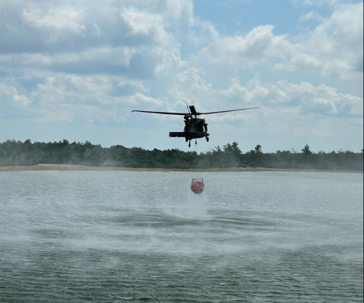 Army Guard UH-60s fighting fire in Hudson Valley 