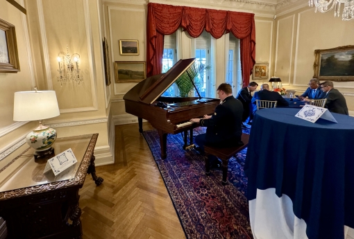 42nd ID Band performs for Dutch royals 