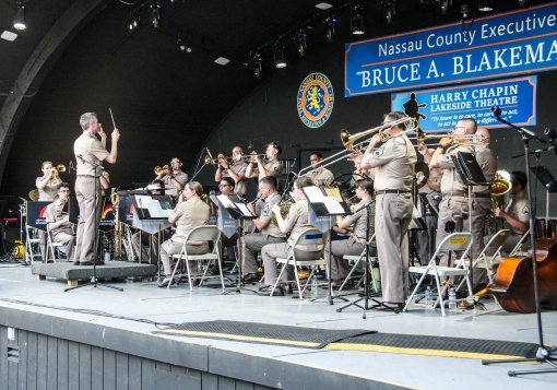 42nd Infantry Band performs on Long Island 