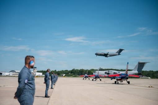 NY Air Guard hosts French flyers 