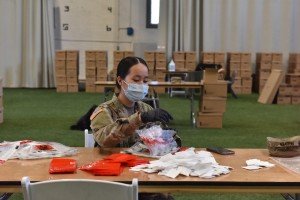NY Naitonal Guard Soldiers, Airmen fight virus by assembling test kits 