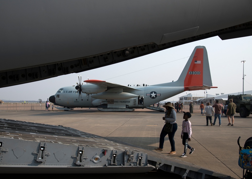 
                A New York Air National Guard  LC-130 Hercules sits as a static display at Waterkloof Air Force Base, South Africa during the African Aerospace and Defense Exhibition, Sept. 22, 2018. The airshow is normally held every two years but was canceled in 2020 due to the Covid-19 pandemic. The New York Air National Guard has sent five aircraft and 60 personnel to participate in the 2022 show. U.S. Air National Guard photo by Staff Sgt. Julio A. Olivencia Jr.)            