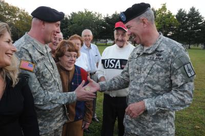 101st Signal Battalion Changes Command 