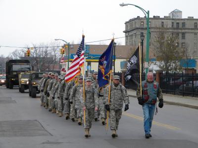 Soldiers March Across Buffalo to Collect Food for Hungry