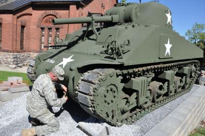 Tank Restoration Teaches NY Soldiers History